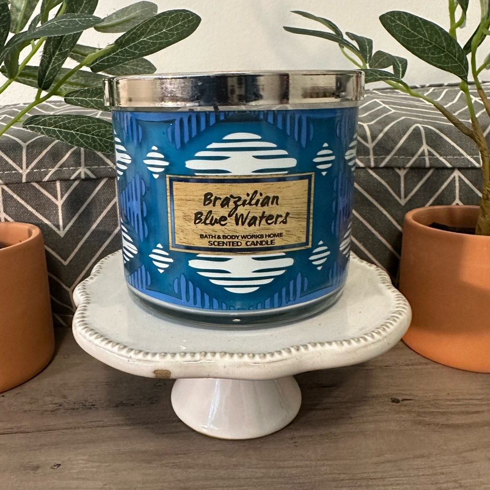 Brand new - Bath & Body Works 3-Wick candle